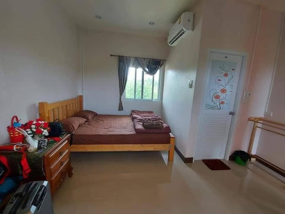 M-Plus Homestay Sukhothai Eksteriør billede