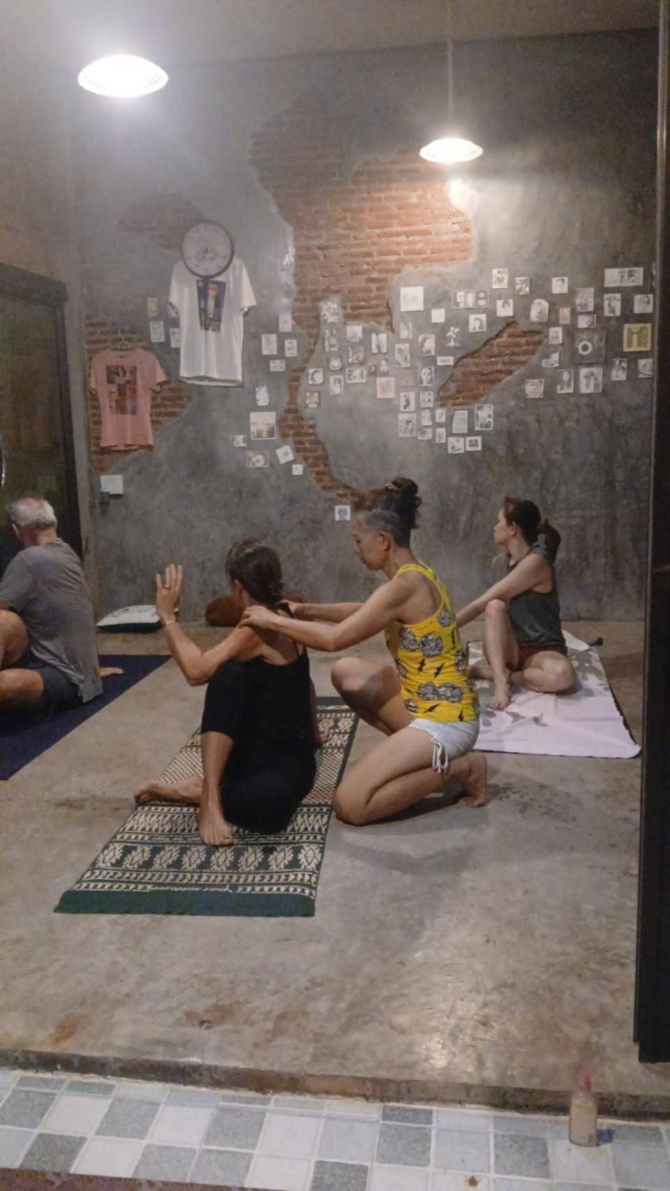 M-Plus Homestay Sukhothai Eksteriør billede